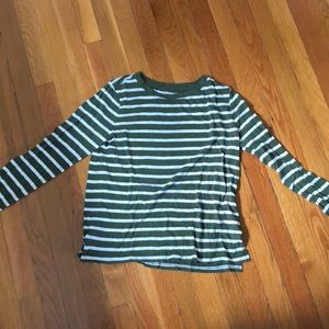Quarter sleeve green and white stripped shirt
